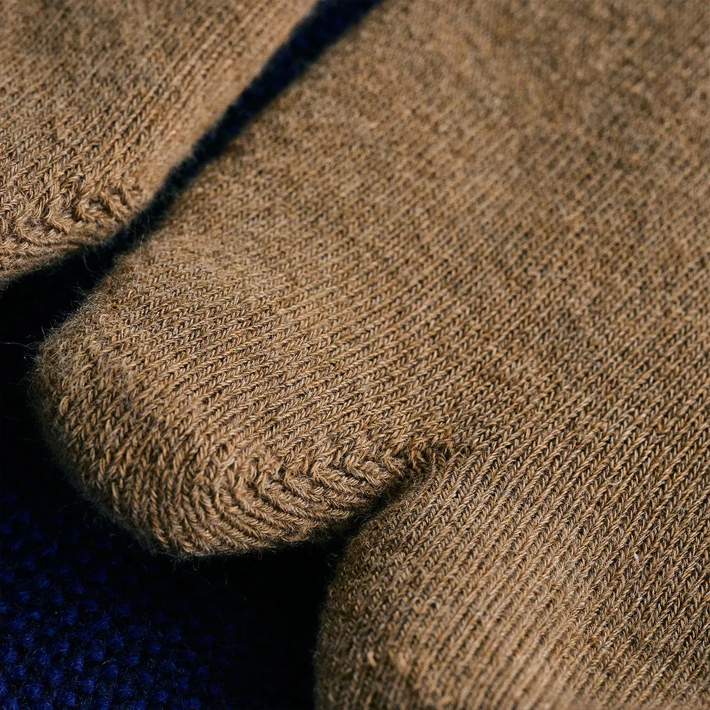 7-5005 ORGANIC COTTON BLENDED YAK PILE TABI SOCKS