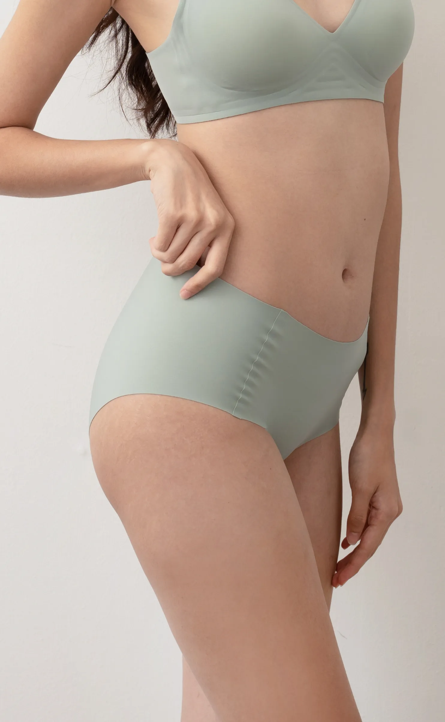 Bare • Seamless Hygiene Panties