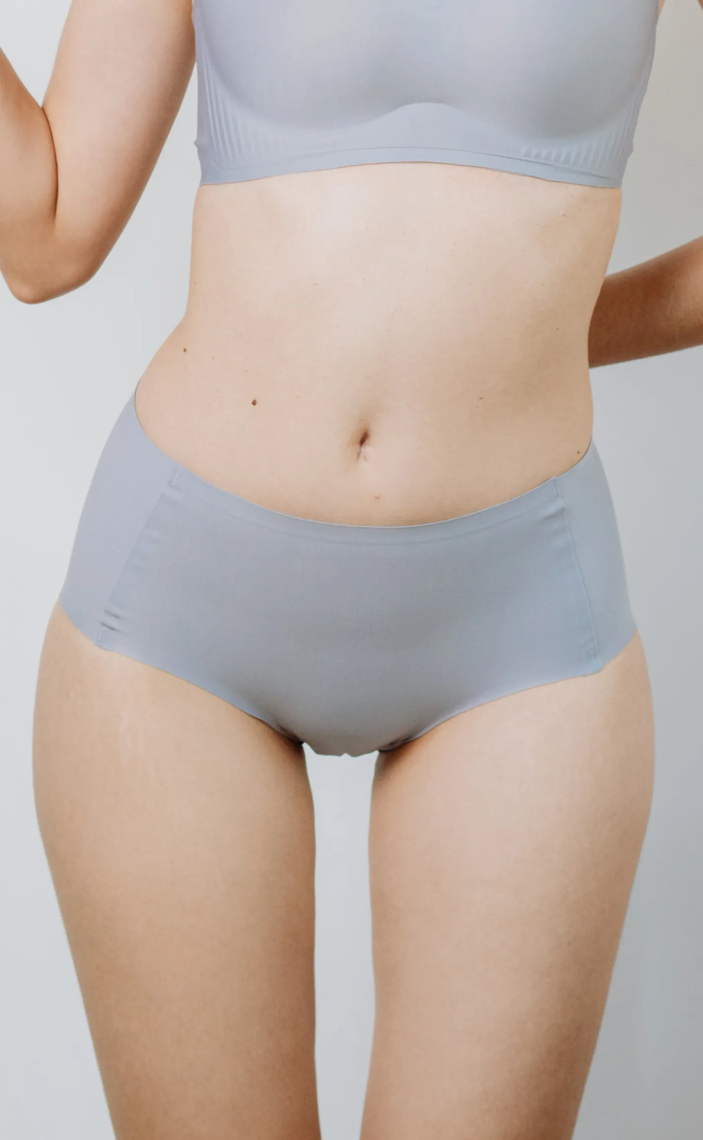 Tiny Pretty • Seamless Hygiene Panties